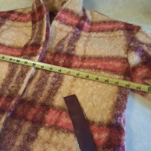 Plaid Wool-Blend Jacket - Picture 7 of 9